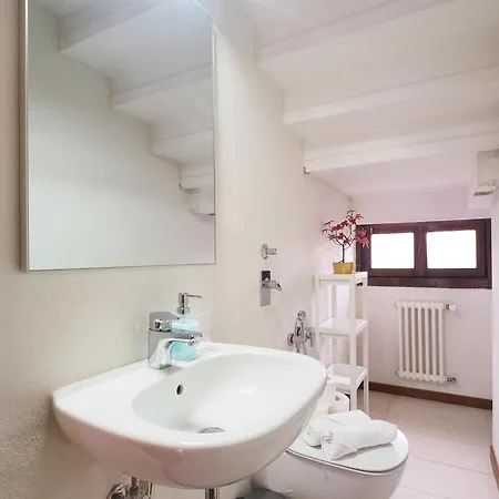 Primopiano - Napo Torriani C Apartment *